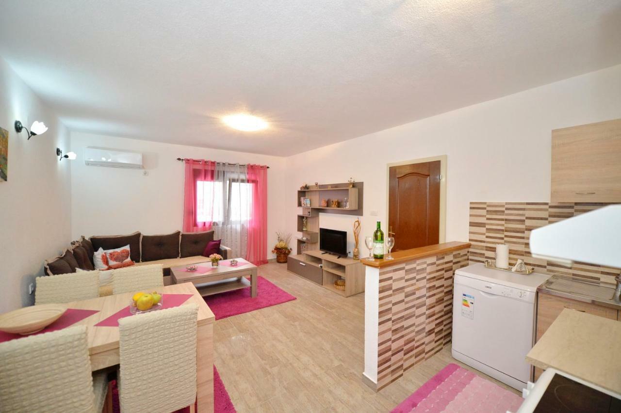 Apartment Gara Kotor Exterior foto